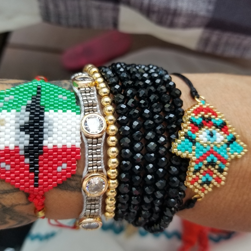 Sets od bracelets, each pic is a set